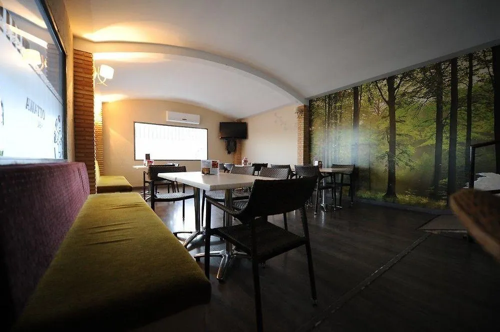 Hotel Montearoma Valverde del Camino 2*,  Spain
